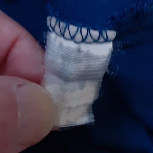 Hard Rock Cafe San Francisco "LOVE ALL SERVE ALL" Graphic Tee - Picture 7 of 9